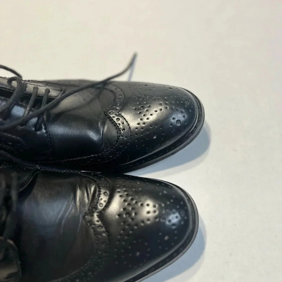 David Stone wing tip black lace up mens dress shoes. Used still look new Size 8 - Picture 11 of 13